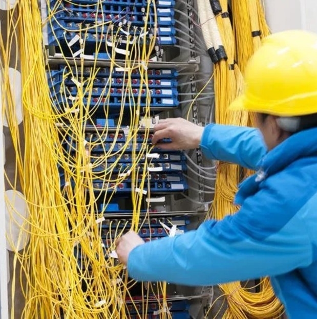 4 ядра Внутренний FTTH кабель GJXH/GJXFH