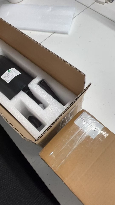 Конфиденциальное покрытие пиджак материал FPV квадрокоптер дрон 25 км / руль Внутренняя к внешней проводке FC тип соединителя для высокой прочности натяжения