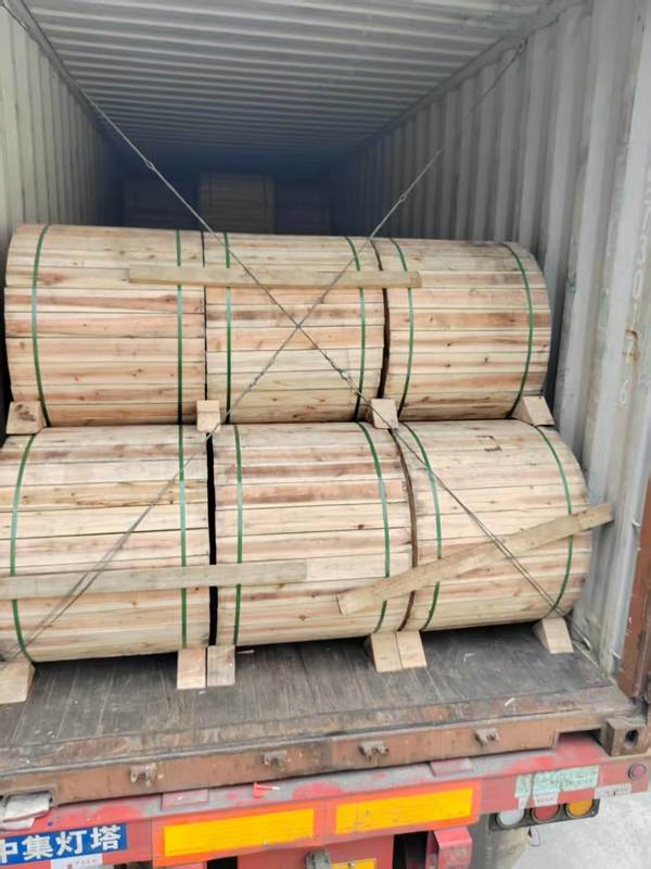 Вседиэлектрический самоподдерживающийся воздушный оптический кабель