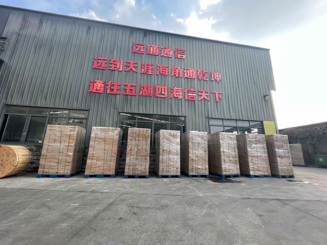 Внедрение оптического кабеля в форме бабочки